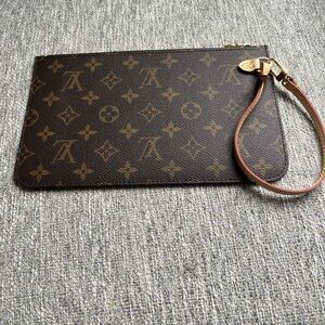 AUTHENTIC Brand New Louis Vuitton Neverfull GM Pochette